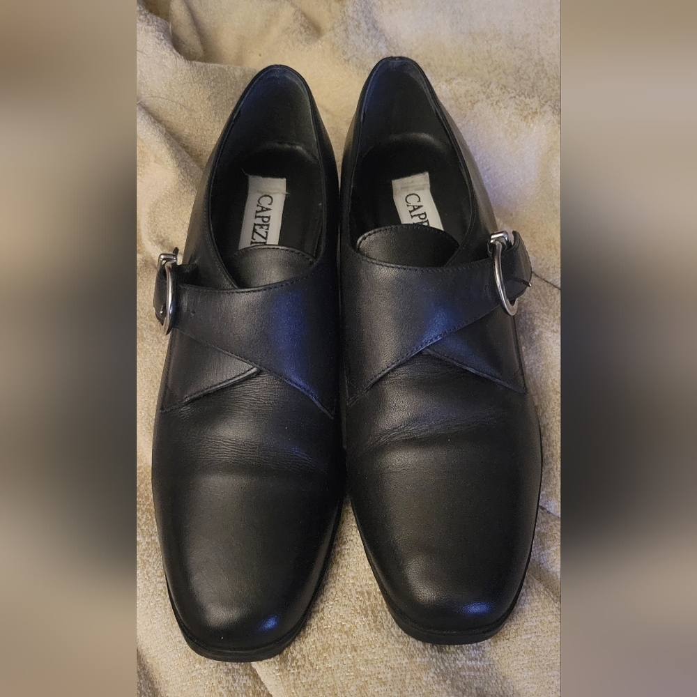 Capezio Women's Black Leather Dance Shoes with Buckle, Size 8.5